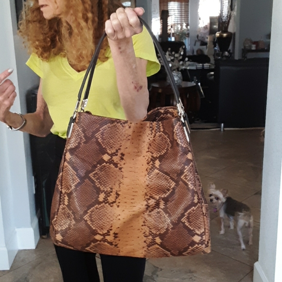 Snakeskin embossed Coach bag - Picture 2 of 8